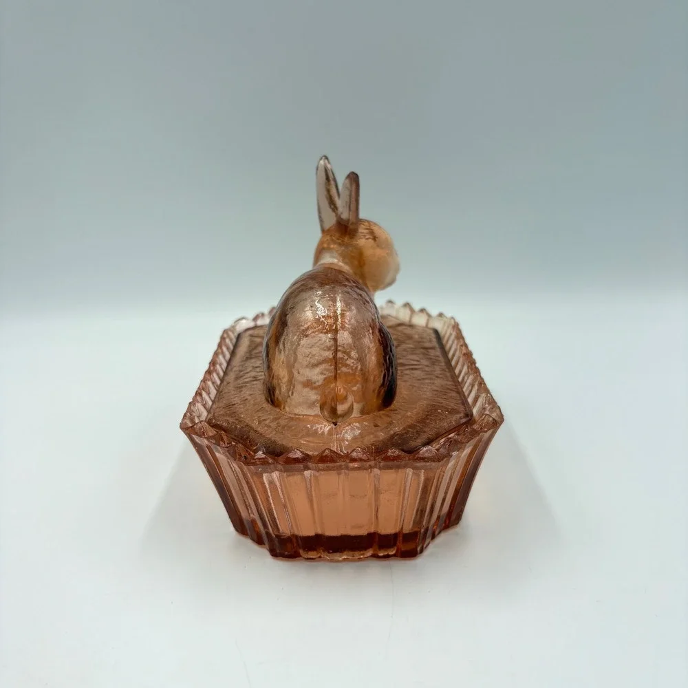 Vintage Rabbit on Nest Trinket Dish Pink Glass Small Easter Bunny‎ Box